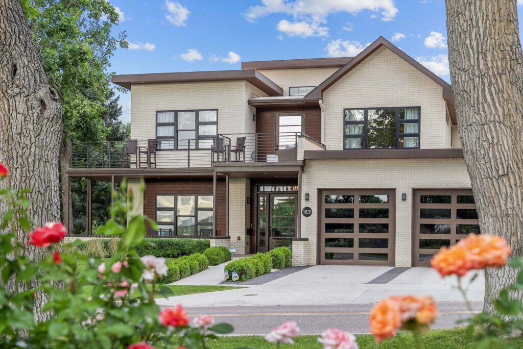 Photography of a luxury home in Denver by Creative Edge Media